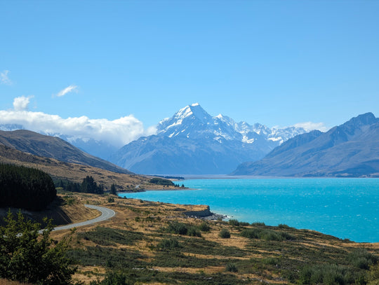 Mt Cook over Lake Pukaki on the road south