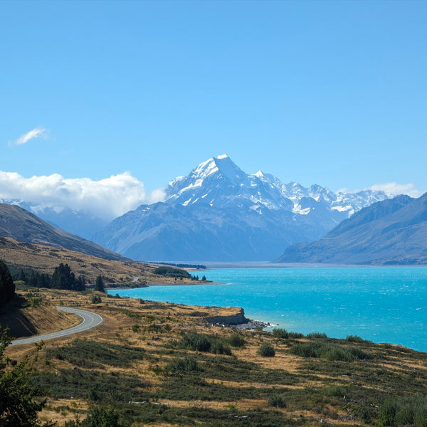 Mt Cook over Lake Pukaki on the road south
